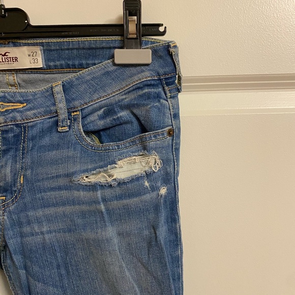 Medium wash skinny jean - Picture 3 of 5